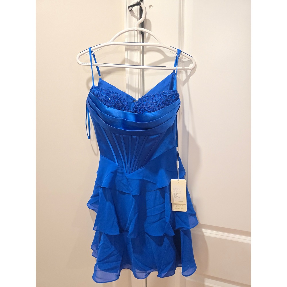 A-line Cowl Neck Tiered Flirty Ruffle Homecoming Dress size 4 New With Tags - Picture 5 of 11